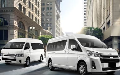 Comparison between Hiace Commuter and Premio